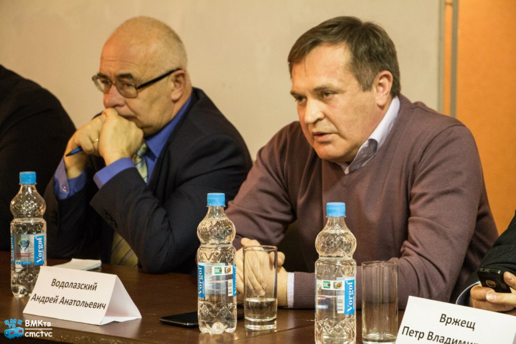 Проректор А.П. Черняев, зам.проректора А.А. Водолазский