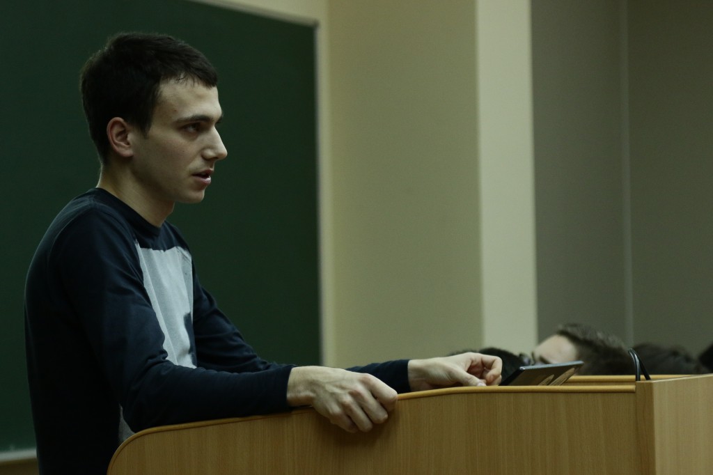 Александр Тонконогов